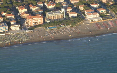 Appartamento - Le Finestre: Luchtfotografie, Water, Vogelperspectief, Waterweg, Grootstedelijk Gebied, Stad, Stedelijk Gebied, Fotografie, Woongebied, Kanaal