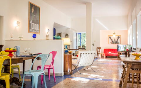 Marina Dei Ronchi Prestige: Kamer, Eigendom, Meubilair, Interieur Ontwerp, Gebouw, Geel, Huis, Eetkamer, Verdieping, Tafel